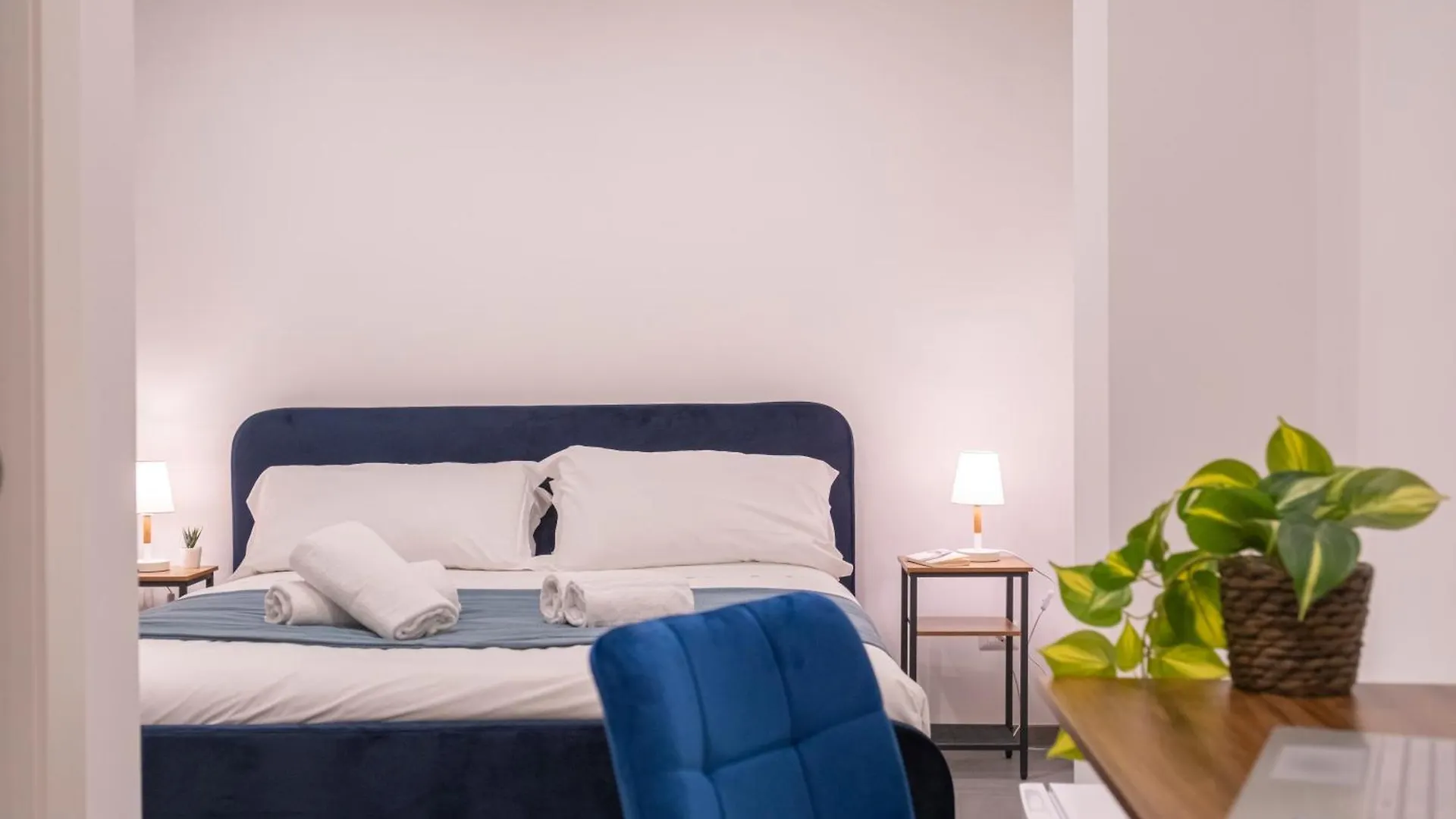 Апартаменты Pallaro 6 Room Рим Италия